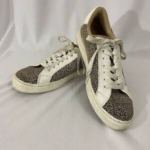 Universal Thread Lace Up Animal Print Sneakers